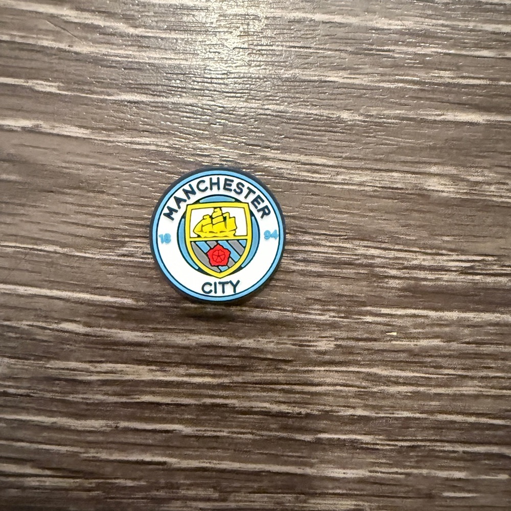 Manchester futbol soccer croc charm